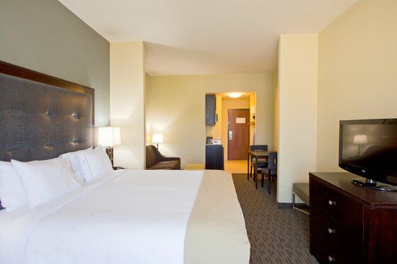 Holiday Inn Express Waycross Exteriör bild