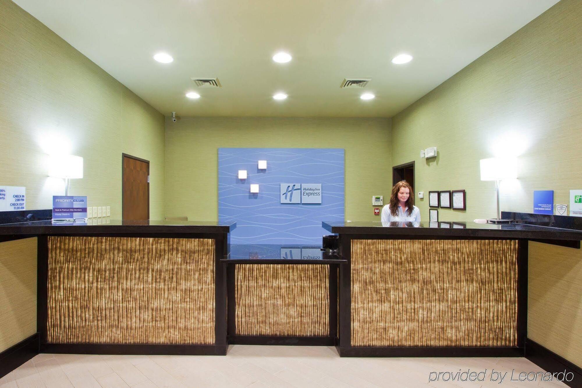 Holiday Inn Express Waycross Exteriör bild