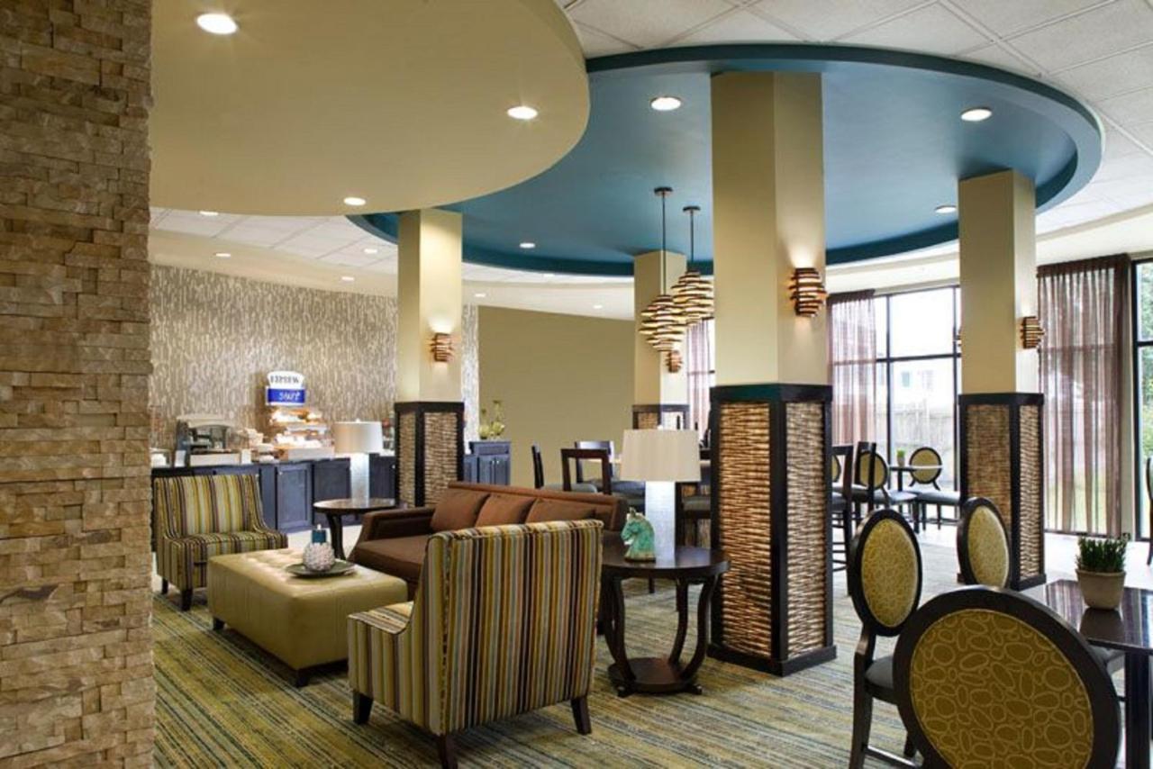 Holiday Inn Express Waycross Exteriör bild